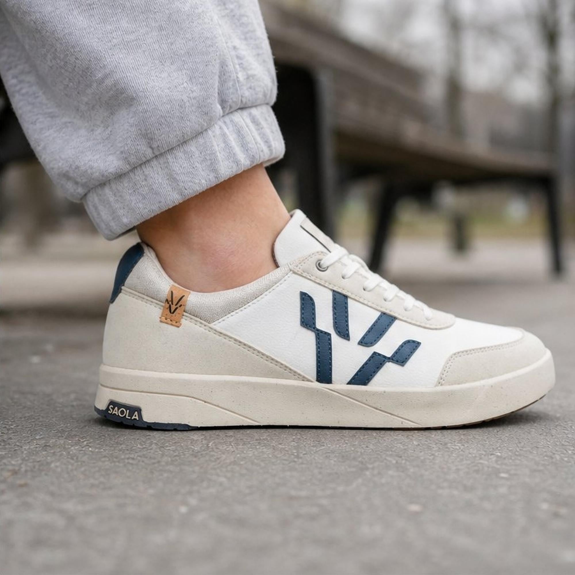 Cali W White Navy