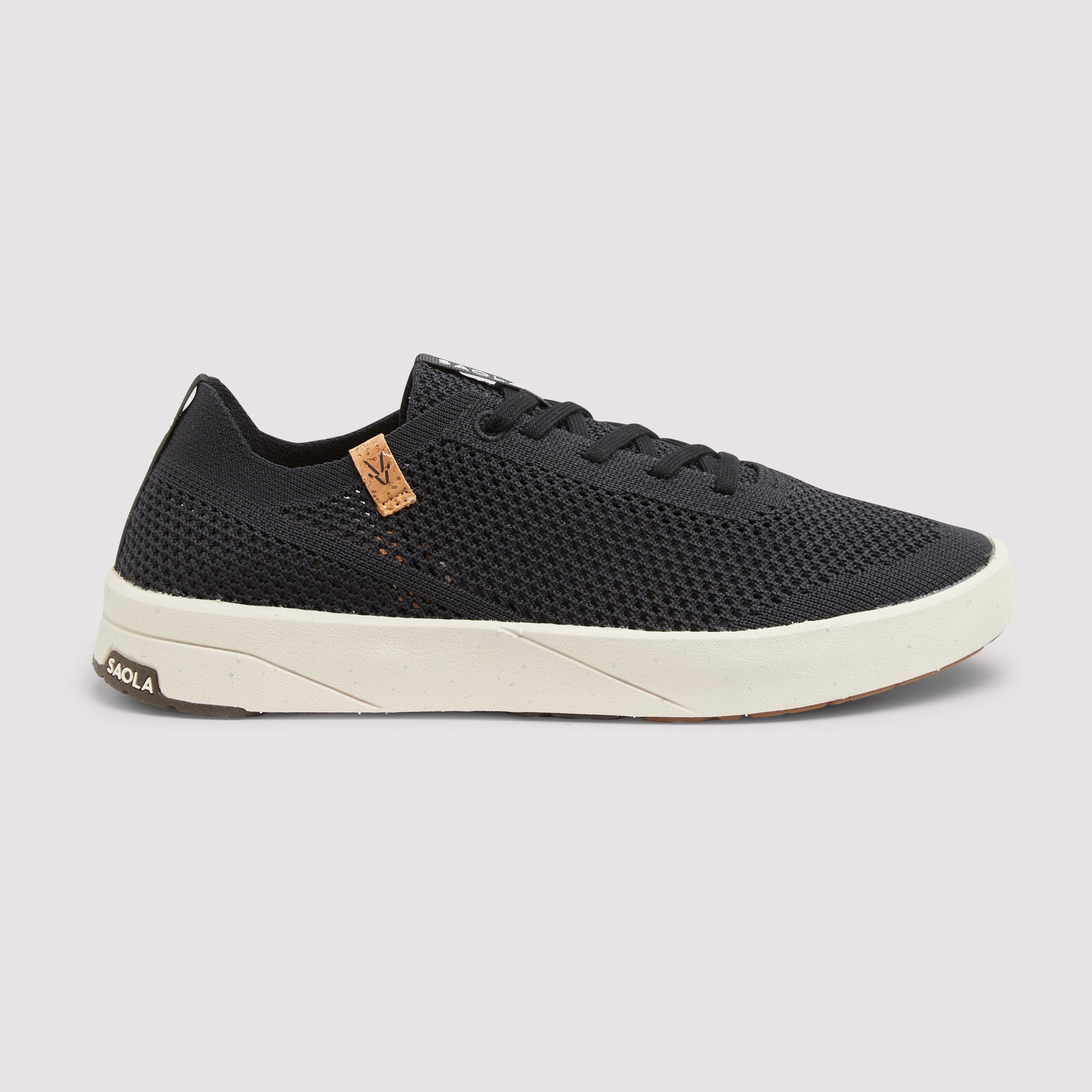 Ezo W Black
