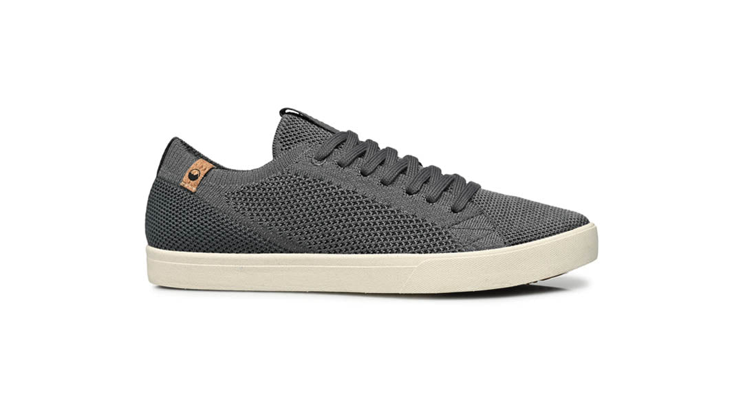 Basket homme de couleur charcoal vue du coté droit