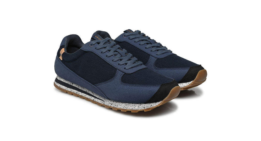 Chaussures homme de couleur bleu vue d'ensemble coté droit