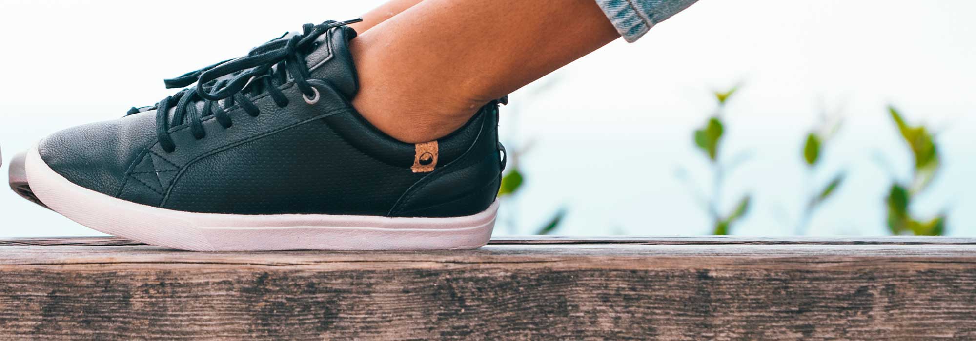 Saola Women's Shoes : Eco-Friendly Cannon VL Black Sneakers