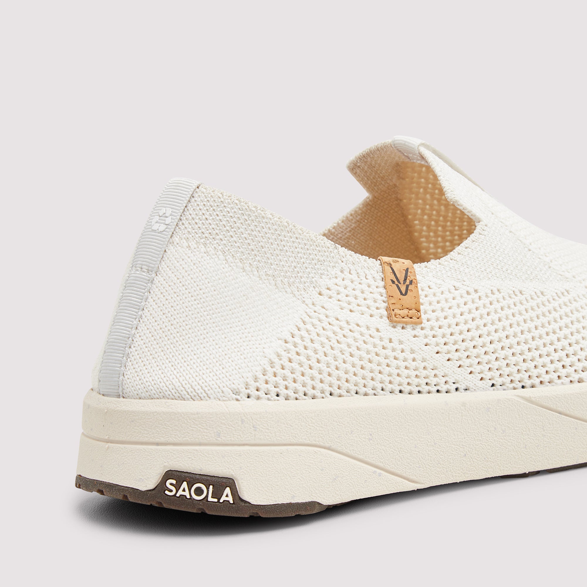 Bali W White Silver